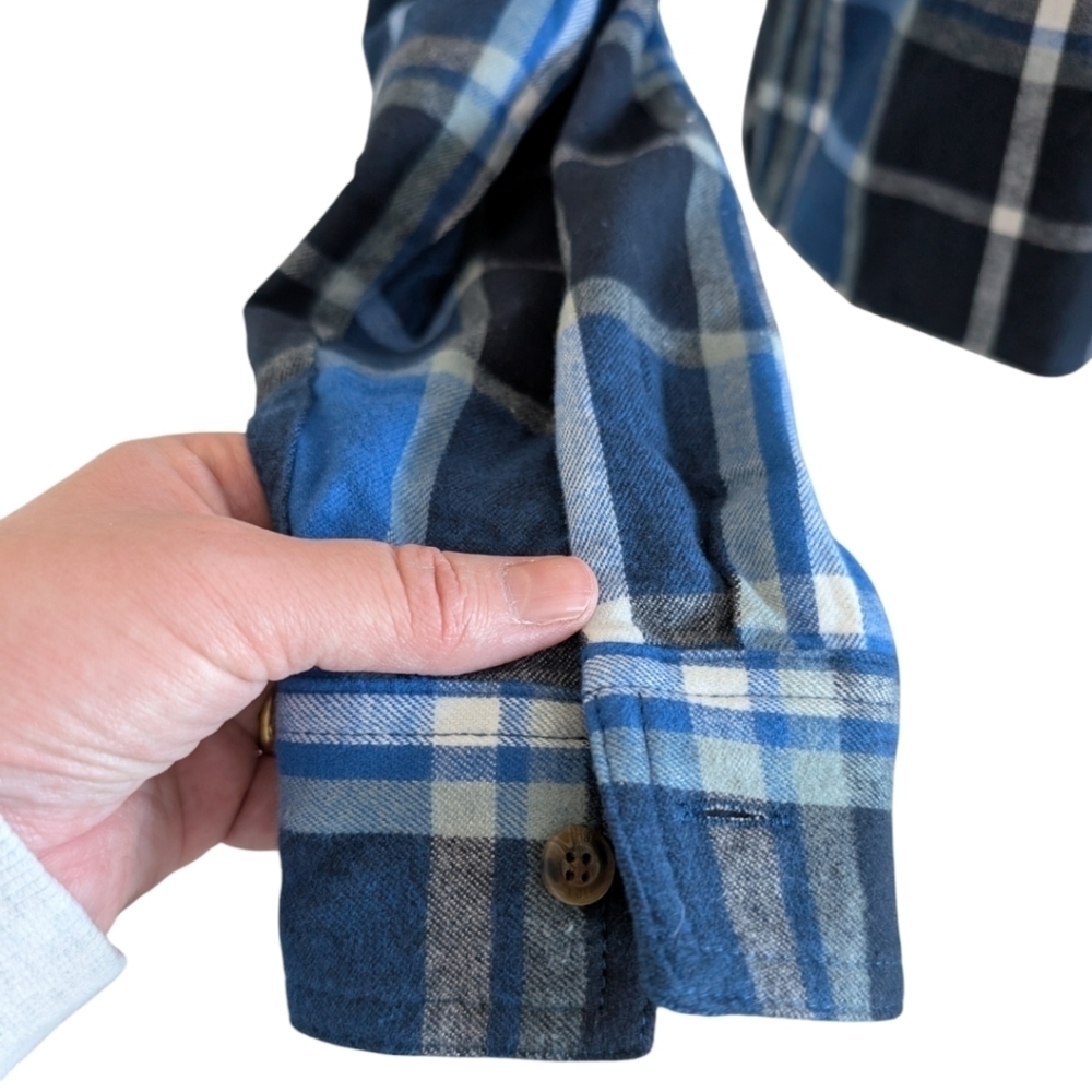 Aritzia TNA Plaid Flannel Shirt XS Black Blue Button Up Cotton Grunge - Picture 11 of 14